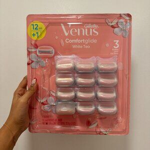 Gilette Venus Comfortglide White Tea Razor Blades - Pack of 12 - WITHOUT Razor